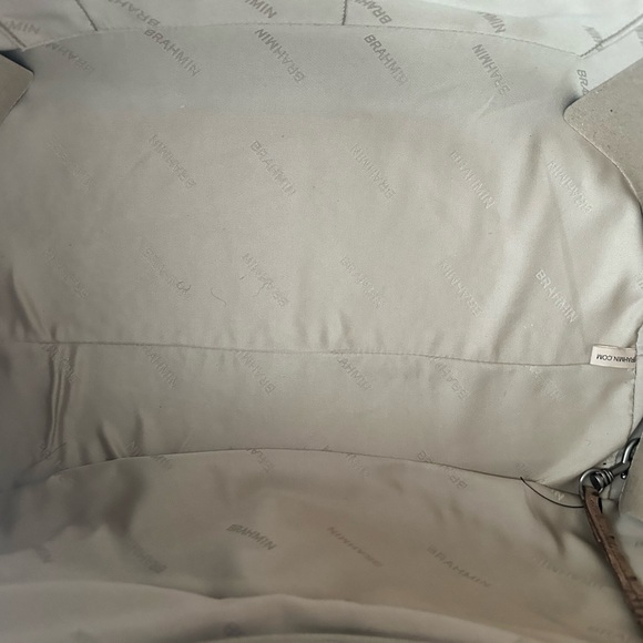 Like New Brahmin Weekender - Biscuit Valley - Picture 6 of 9